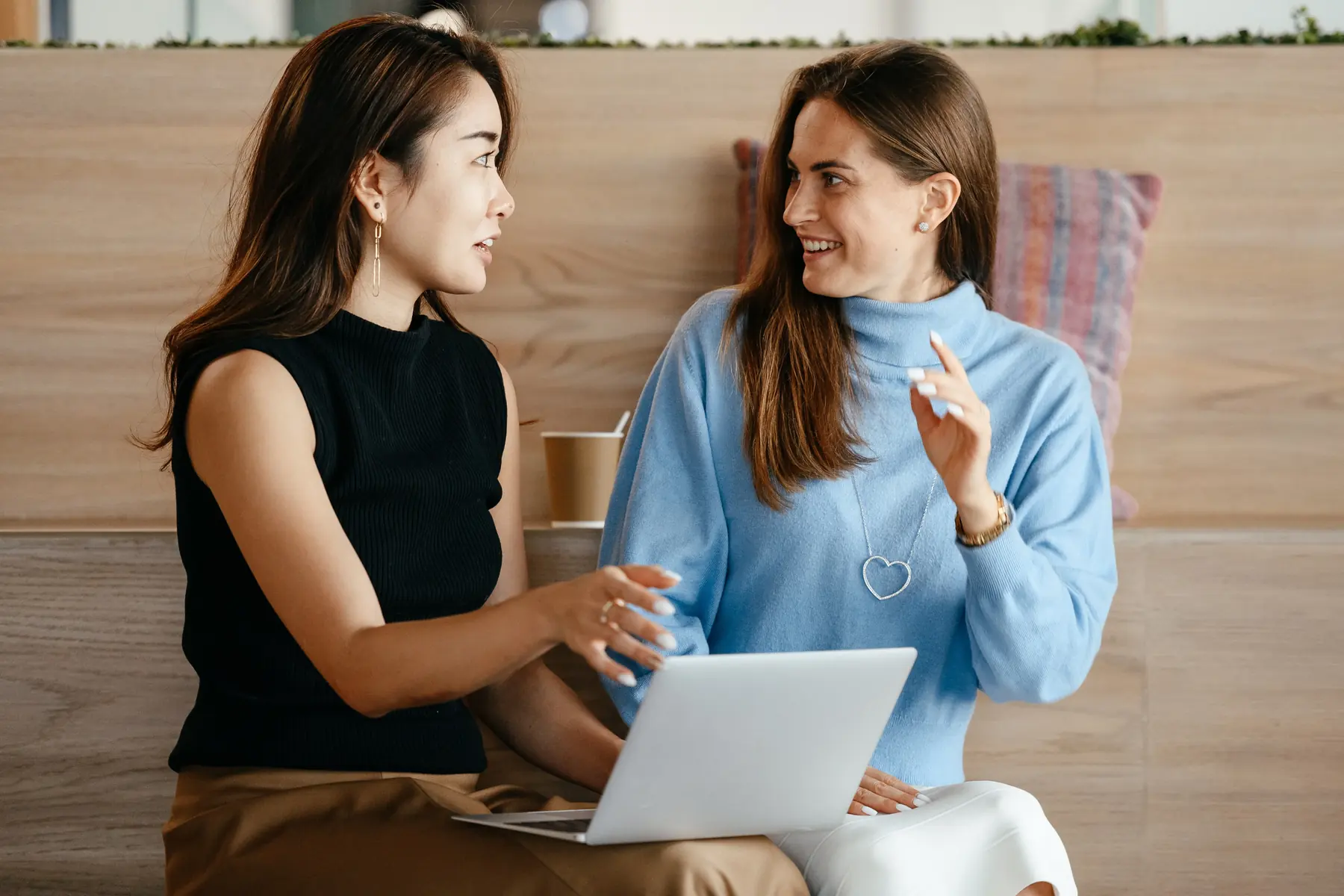 Mastering the Art of Hybrid Onboarding: A Comprehensive Guide for Success