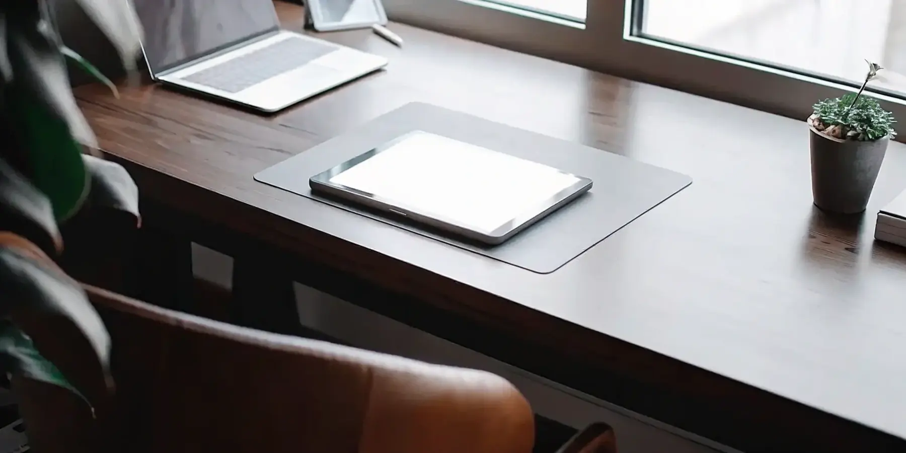 The Complete Guide to Hybrid Work Software